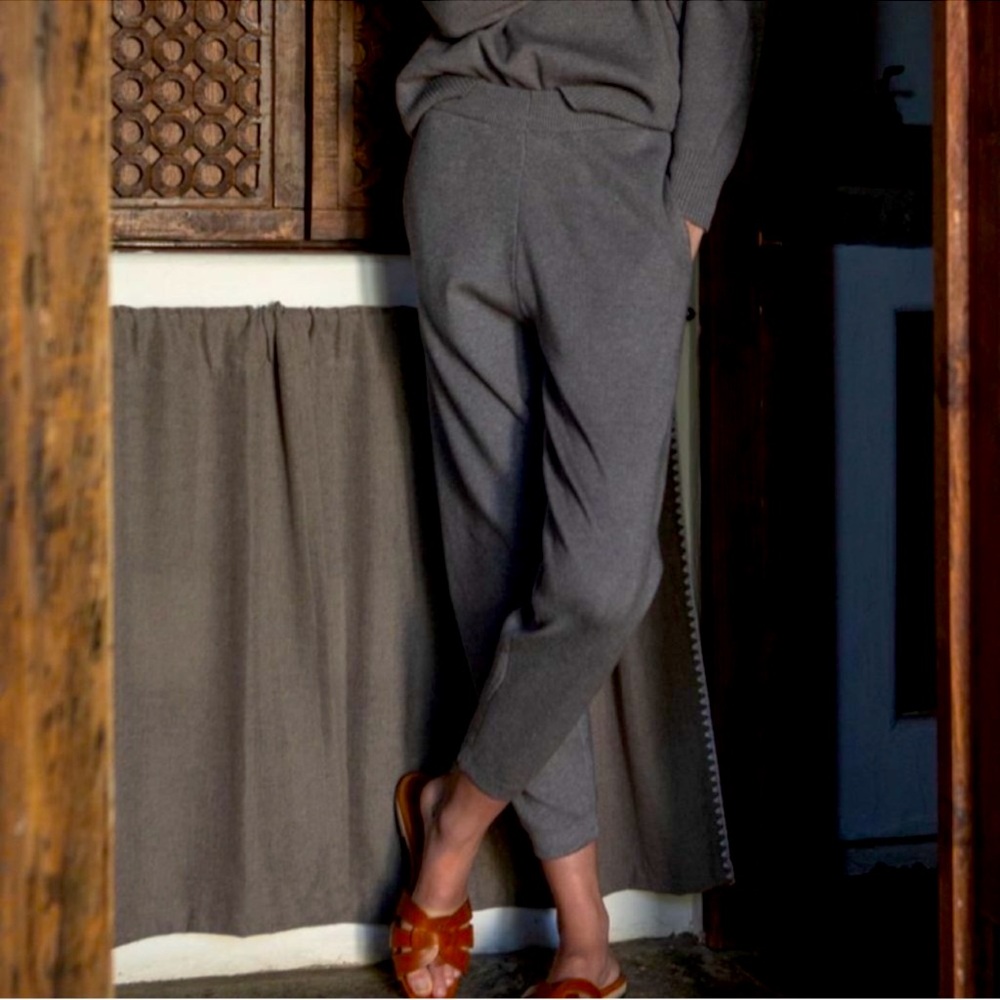 Ell and Emm | Pant | Capri Knit Pant